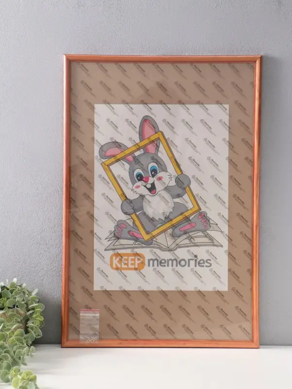 Фоторамка дерево 40х60 см, орех №1 (пластиковый экран)