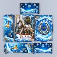 Шкатулка-ящик  самосборный малый с символом года "Белая лошадь на голубом",  20х13,6х8 см