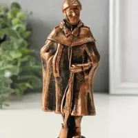 Фигура "Солдат" размер 15х6х3 см, гипс , винтажная бронза Фигура "Солдат" размер 15х6х3 см, гипс , винтажная бронза