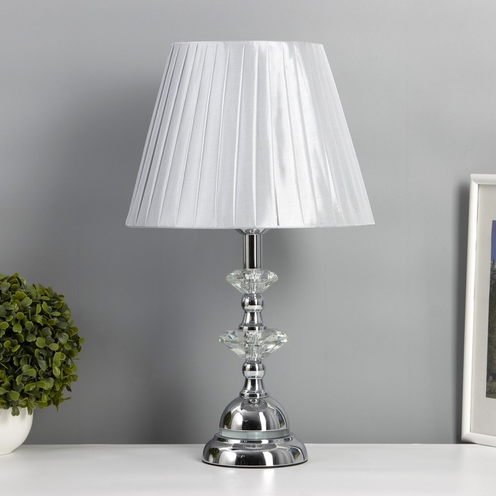 Лампа настольная Лампа настольная "Антураж" 1х40Вт Е27+ LED подсветка 3Вт хром 28х28х46см