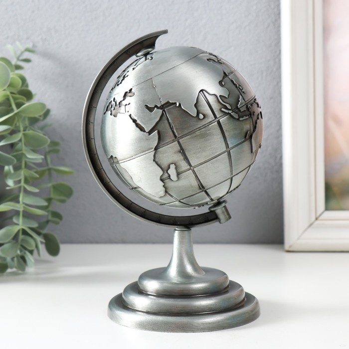 Сувенир металл  Сувенир металл "Глобус" серебро 10,5х11х18,5 см