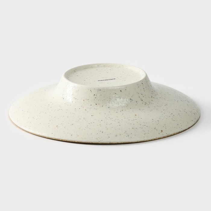 Тарелка для пасты Magistro Poursephona, 140 мл, d=21 см, фарфор, бежевая Тарелка для пасты Magistro Poursephona, 140 мл, d=21 см, фарфор, бежевая