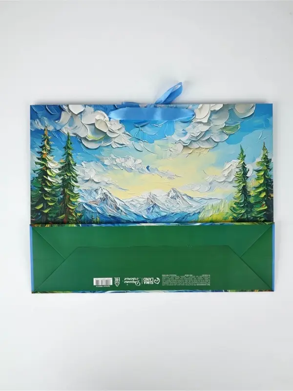 Подарочный пакет &laquo;Горы&raquo;, 40 &times; 31 &times; 11,5 см