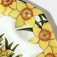 Подставка для яиц Доляна &laquo;Кролик в цветах&raquo;, 8 ячеек, 22&times;22 см, стекло, жёлтая
