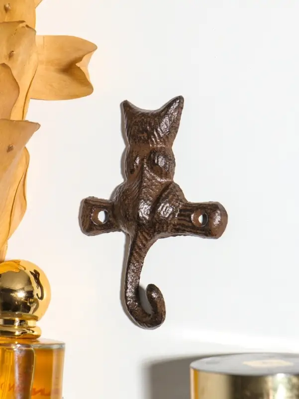 Крючок настенный &laquo;Котёнок&raquo;, ключница декоративная, чугун, 7.2&times;1.8&times;10 см