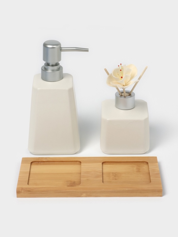 Дозатор и диффузор на подставке Дозатор и диффузор на подставке "Sleek"