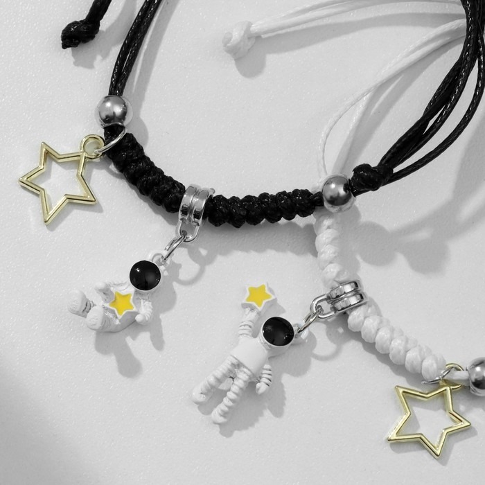 Браслеты «Неразлучники» космонавты со звёздами, цвет чёрно-белый, 7 см Браслеты «Неразлучники» космонавты со звёздами, цвет чёрно-белый, 7 см