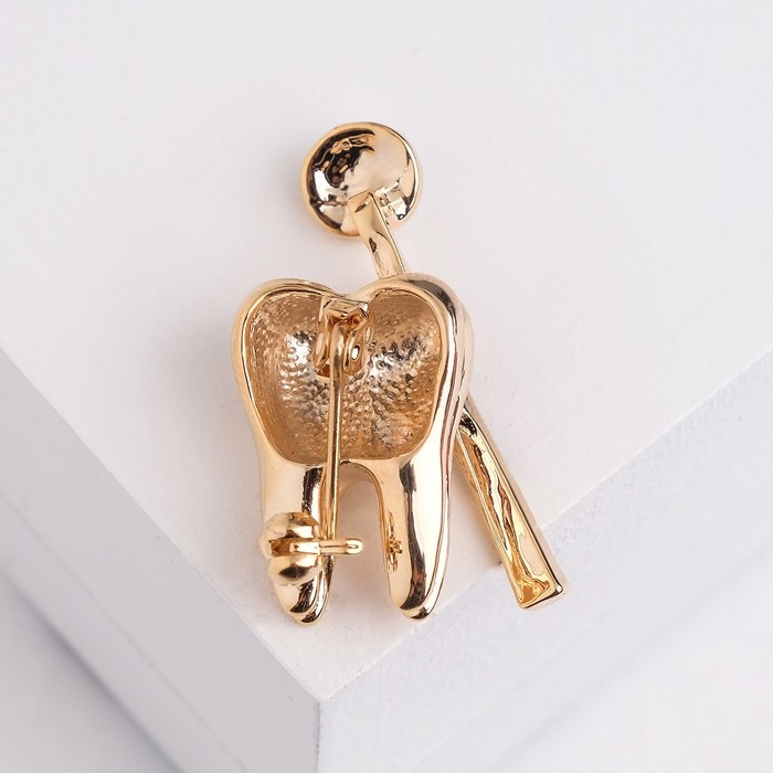 Брошь «Зуб с зеркалом», цвет белый в золоте Брошь «Зуб с зеркалом», цвет белый в золоте
