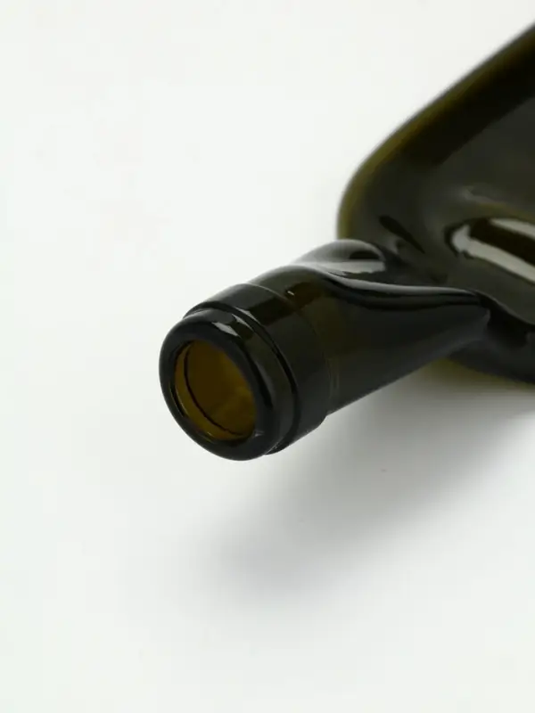 Тарелка бутылка, сервировочная