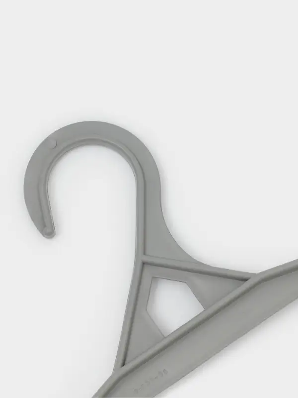 Плечики - вешалка для верхней одежды, размер 56-68, МИКС Плечики - вешалка для верхней одежды, размер 56-68, МИКС