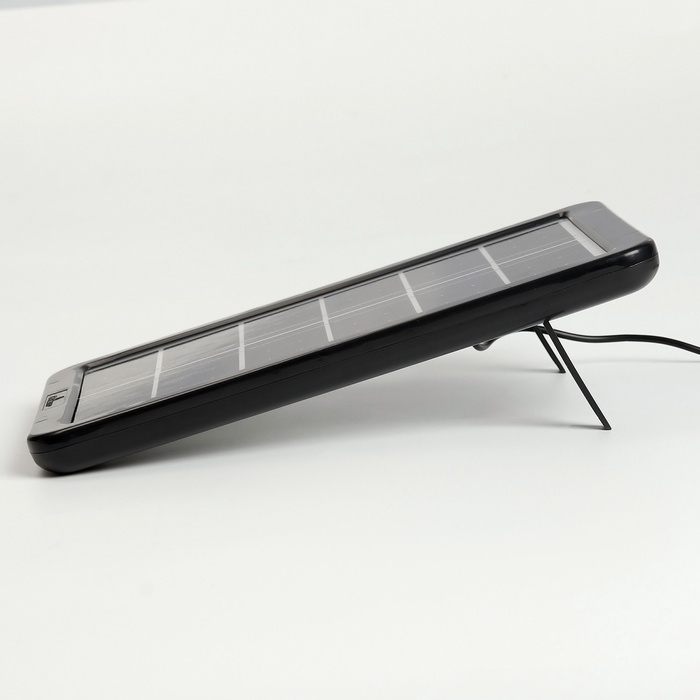 Солнечная панель для зарядки телефона и фонаря 3.3 Вт, 23 х 13.9 х 2 см, кабель 2.75 м