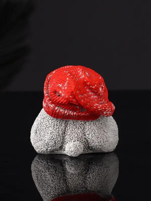 Фигура Фигура "Кролик в шапке" 7 см, серый