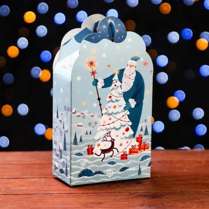 Подарочная новогодняя коробка «Фантазия» в зелёном, упаковка, 11.1×5.8×20.5 см Подарочная новогодняя коробка «Фантазия» в зелёном, упаковка, 11.1×5.8×20.5 см