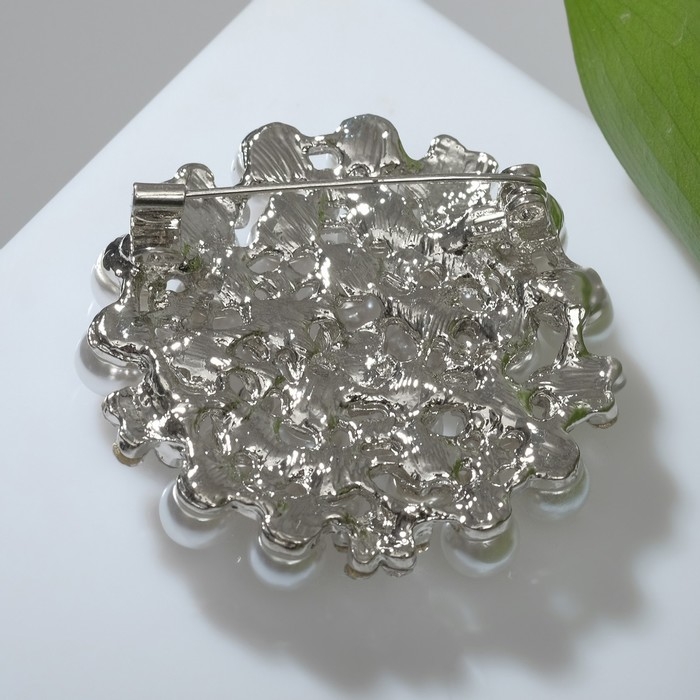 Брошь «Цветок» жемчужная россыпь, цвет белый в серебре Брошь «Цветок» жемчужная россыпь, цвет белый в серебре