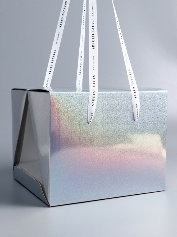 Коробка под бенто-торт с ленточками, 25 х 25 х 20 см Коробка под бенто-торт с ленточками, 25 х 25 х 20 см