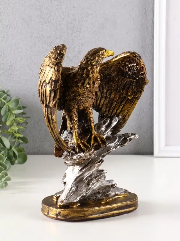 Фигурка полистоун &laquo;Орёл на камне&raquo;, 24.5&times;18&times;11 см, бронза