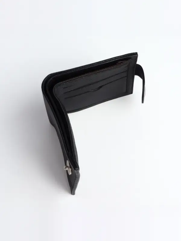 Портмоне мужское &laquo;Бадр&raquo;, на кнопке, отдел для карт, монет, чёрное