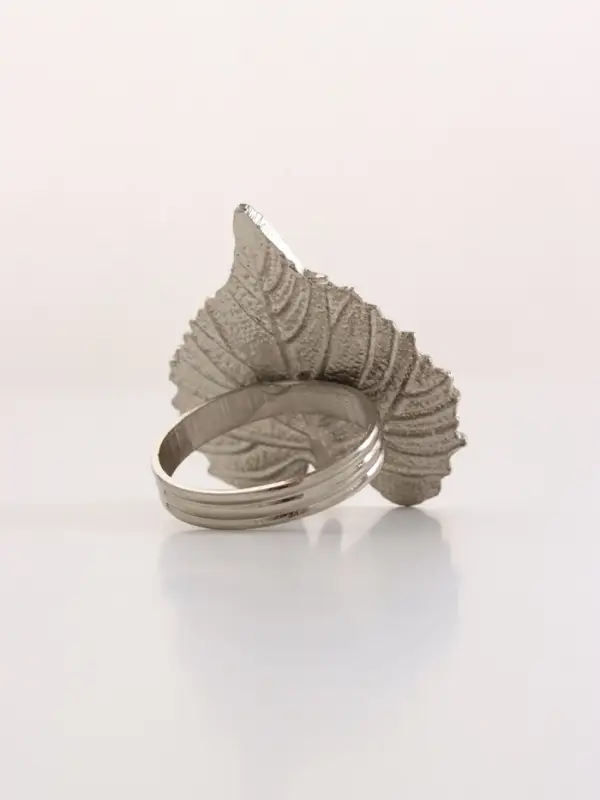 Кольцо для салфеток &laquo;Кленовый лист&raquo;, 6&times;7&times;5 см, алюминий