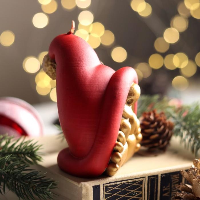 Свеча декоративная Свеча декоративная "Гномик с ножками", 9х7,1х7,3 см, золото