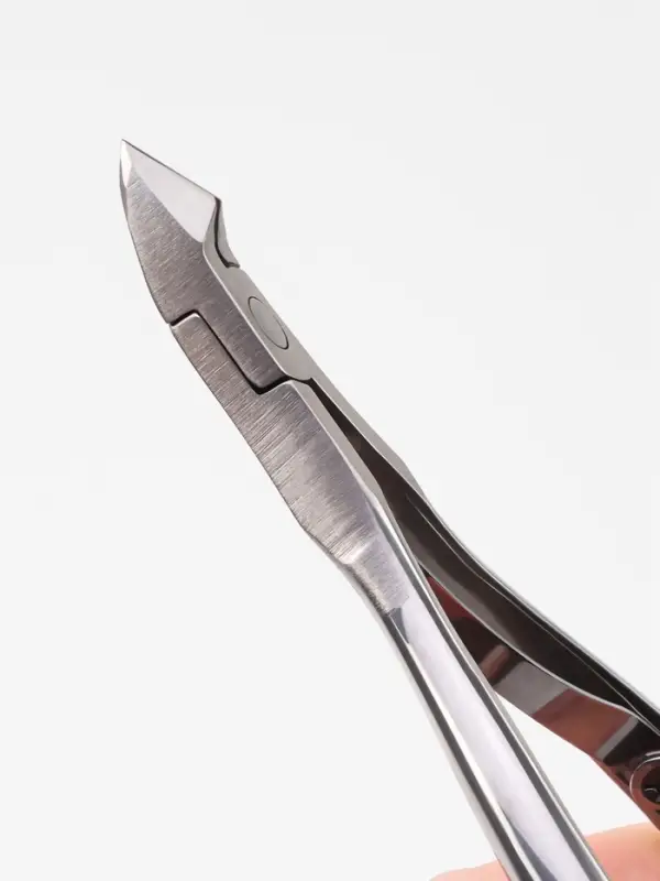 Кусачки маникюрные, двойная пружина, 10 см, длина лезвия-8 мм