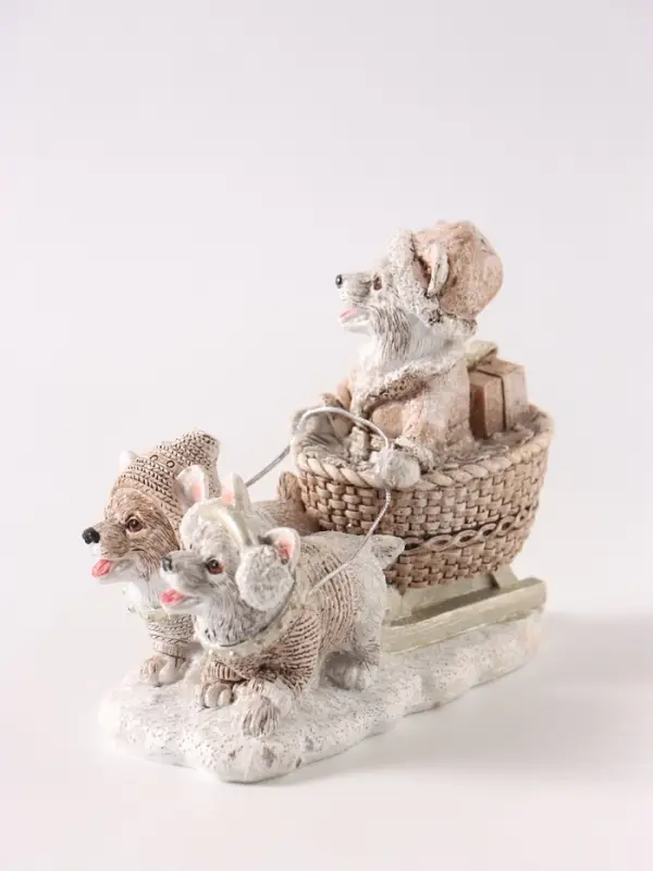 Фигурка &laquo;Новогодние сани с корги&raquo;, 10 см, полистоун