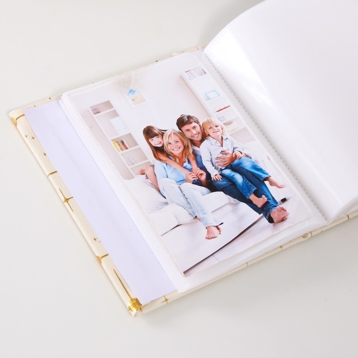 Фотоальбом на 100 фото 10х15 см Фотоальбом на 100 фото 10х15 см "Сияние звёзд" кожзам МИКС 5х13х16,5 см