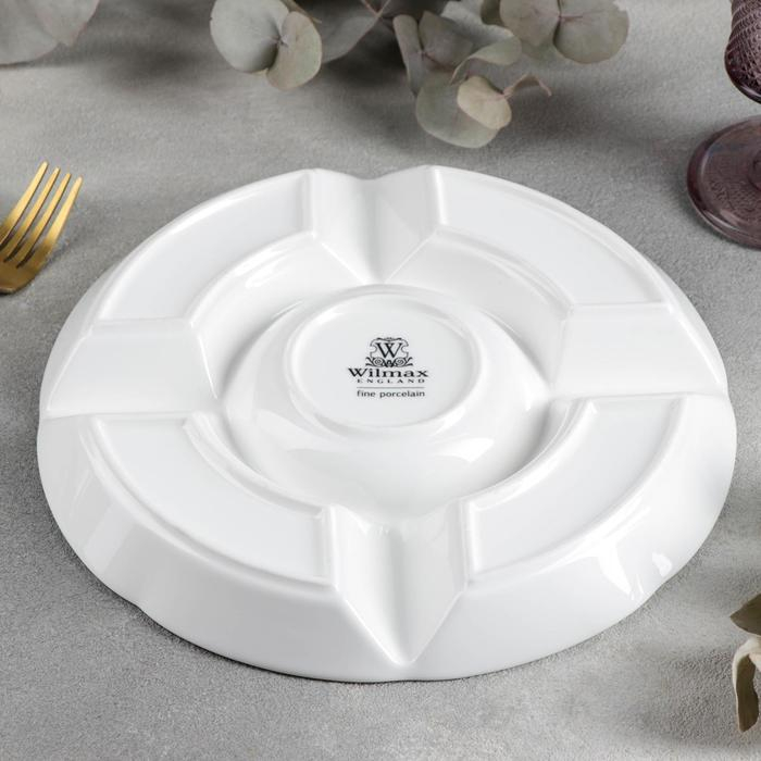 Менажница фарфоровая 5 ячеек Wilmax, d=24,5 см, цвет белый Менажница фарфоровая 5 ячеек Wilmax, d=24,5 см, цвет белый