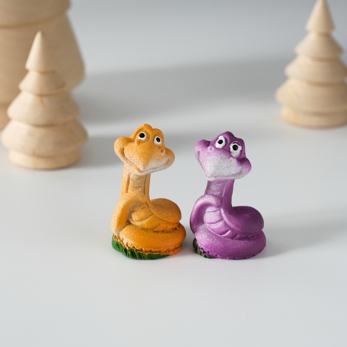 Сувенир полистоун Сувенир полистоун "Добрый змей" МИКС 2,5х2,5х4 см