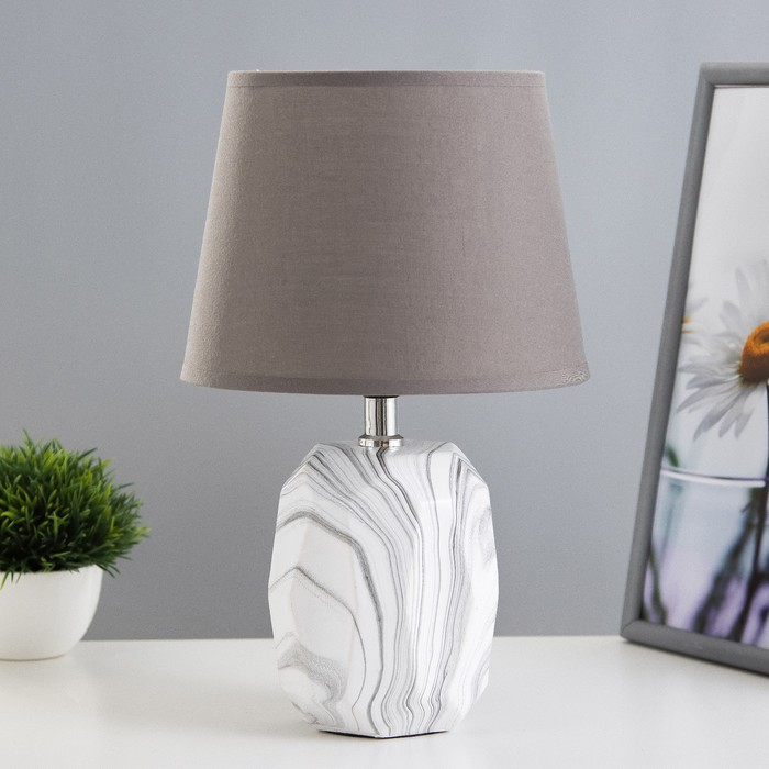 Лампа настольная 16407/1 E14 40Вт серый 20х20х32,5 см RISALUX Лампа настольная 16407/1 E14 40Вт серый 20х20х32,5 см RISALUX