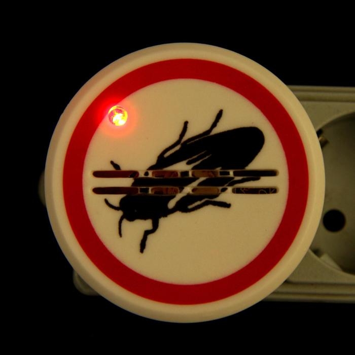 Отпугиватель тараканов Luazon LRI-18, ультразвуковой, 30 м2, 220 В, белый Отпугиватель тараканов Luazon LRI-18, ультразвуковой, 30 м2, 220 В, белый