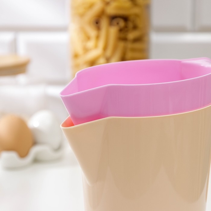 Кувшин для молока, 1 л, пластик, МИКС Кувшин для молока, 1 л, пластик, МИКС