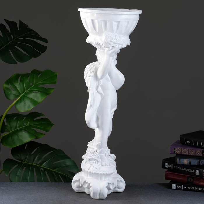 Фигурное кашпо  Фигурное кашпо "Ангел с розами", белый, 1,8 л/ 24х27х70см