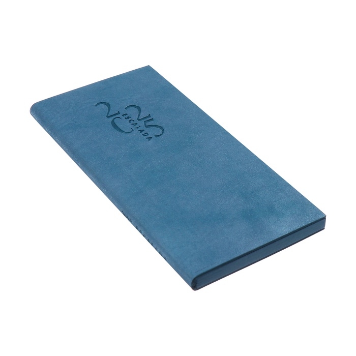 Еженедельник датированный 2025 года, 80х165 мм, 64 листа ESCALADA, мягкая обложка из искусственной кожи, блинтовое тиснение, блок 70 г/м², голубой Еженедельник датированный 2025 года, 80х165 мм, 64 листа ESCALADA, мягкая обложка из искусственной кожи, блинтовое тиснение, блок 70 г/м², голубой