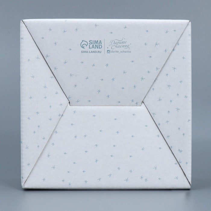 Коробка подарочная новогодняя складная «Город», 15 х 15 х 7 см, Новый год Коробка подарочная новогодняя складная «Город», 15 х 15 х 7 см, Новый год