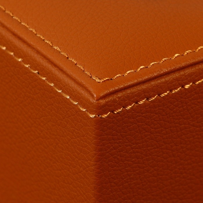 Шкатулка - диспенсер из искусственной кожи, цвет охра 10 х 18 х 10 см (салфетница)