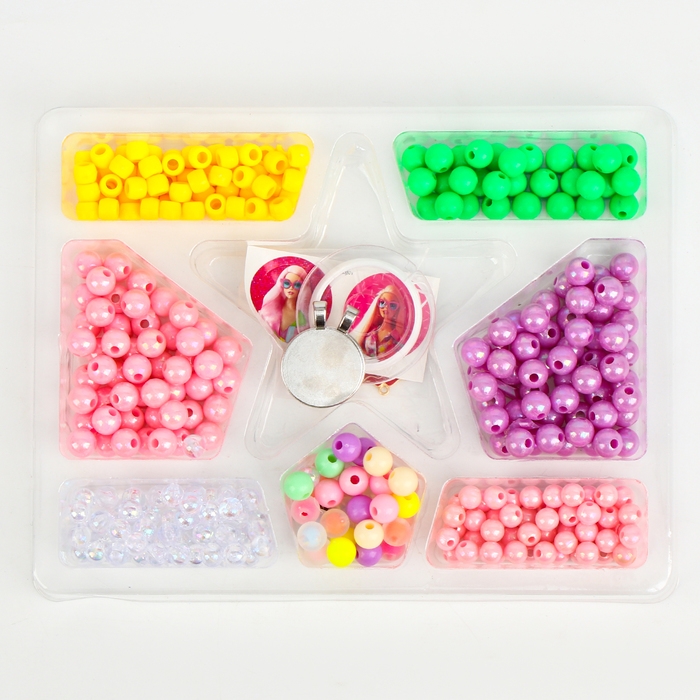 Создай украшение «Мисс Барбара», браслеты, кольца, бусы, 5 шармов. 7 видов бусин, наклейки, 5+ Создай украшение «Мисс Барбара», браслеты, кольца, бусы, 5 шармов. 7 видов бусин, наклейки, 5+