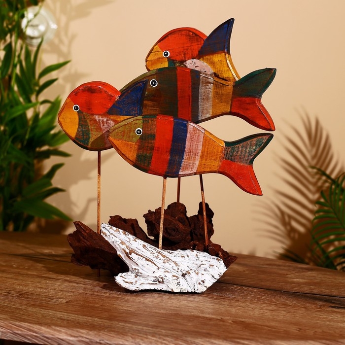 Сувенир Сувенир "Рыбки" дерево 40х20х30 см