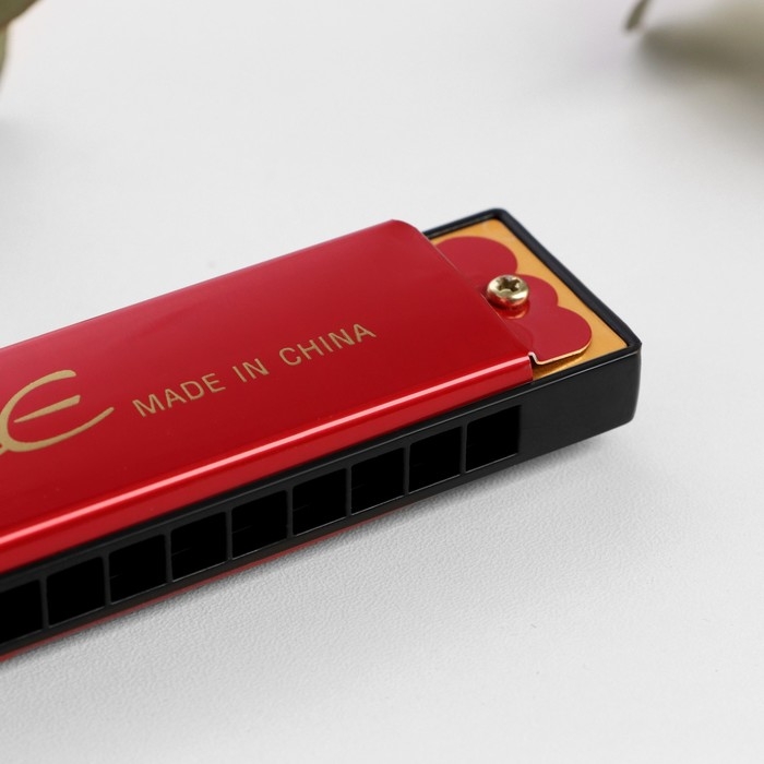 Губная гармошка Bee DF16A Red, 16 отверстий Губная гармошка Bee DF16A Red, 16 отверстий