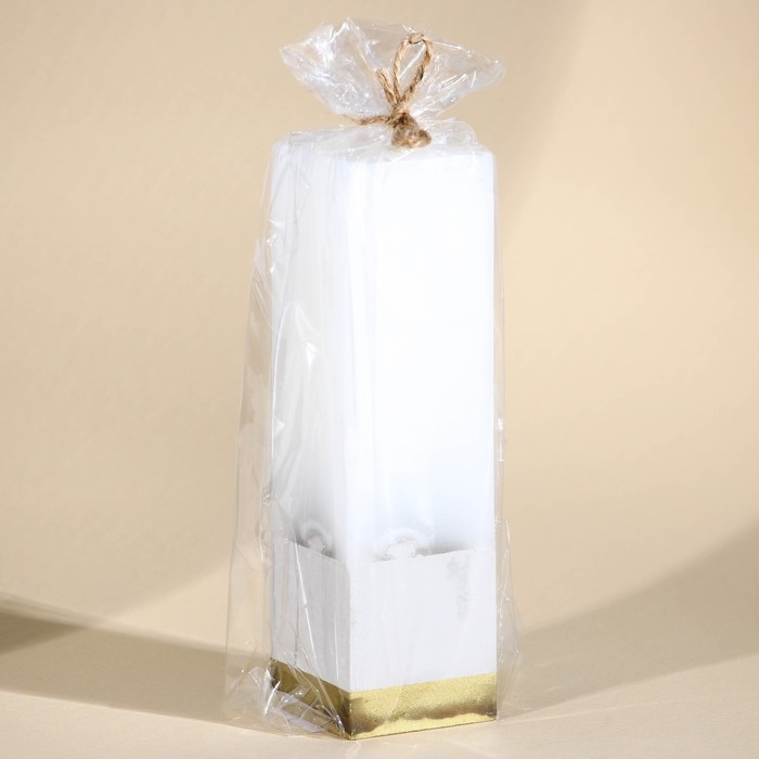 Свеча интерьерная белая с бетоном и золотом, 5 х 5 х17,5 см Свеча интерьерная белая с бетоном и золотом, 5 х 5 х17,5 см