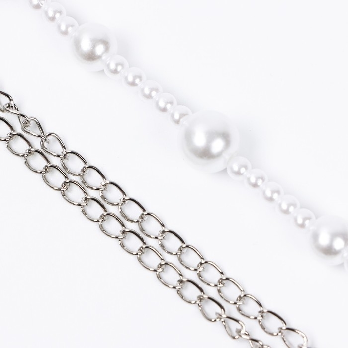 Заколка прядь с жемчугом новогодняя «Магия Нового года», на Новый год, 7 х 6,4 см Заколка прядь с жемчугом новогодняя «Магия Нового года», на Новый год, 7 х 6,4 см