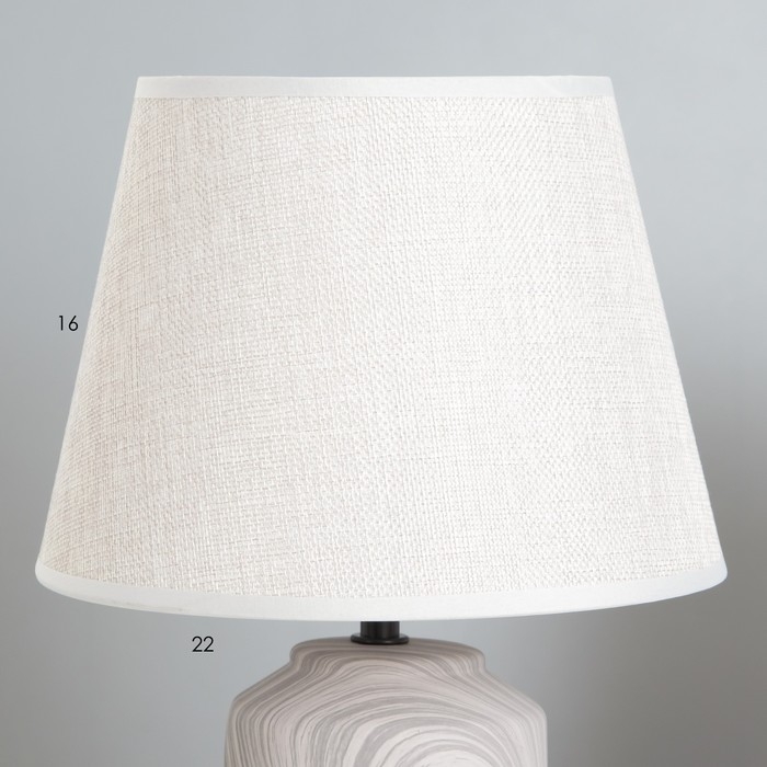 Настольная лампа Настольная лампа "Лиана" Е14 40Вт серый 22х22х35см RISALUX