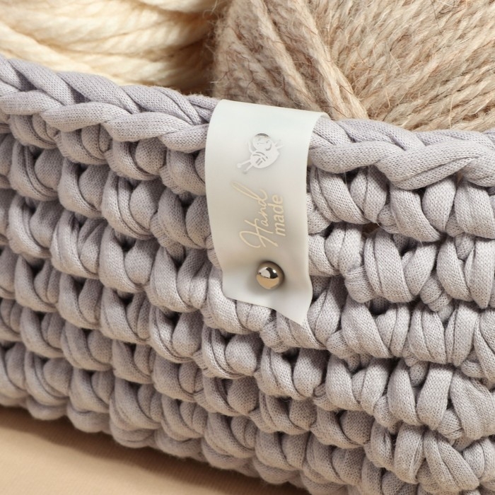 Бирка с кнопкой «Hand made», 8 × 1,8 см, 10 шт, цвет матовый/серебряный Бирка с кнопкой «Hand made», 8 × 1,8 см, 10 шт, цвет матовый/серебряный