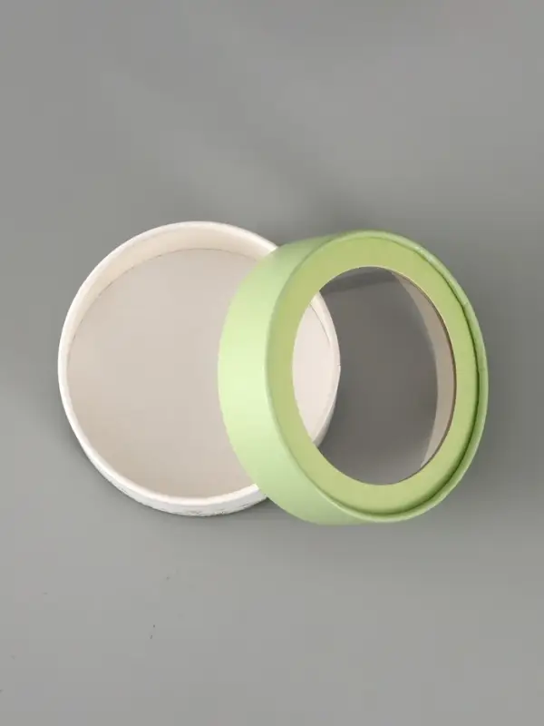 Коробка тубус с окном &laquo;Ромашки&raquo;, 12&times;12&times;5 см