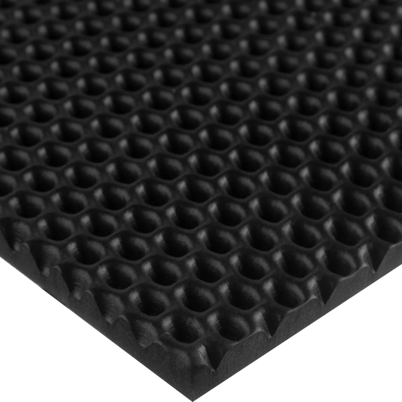 Коврик входной универсальный соты 680х1200мм черный