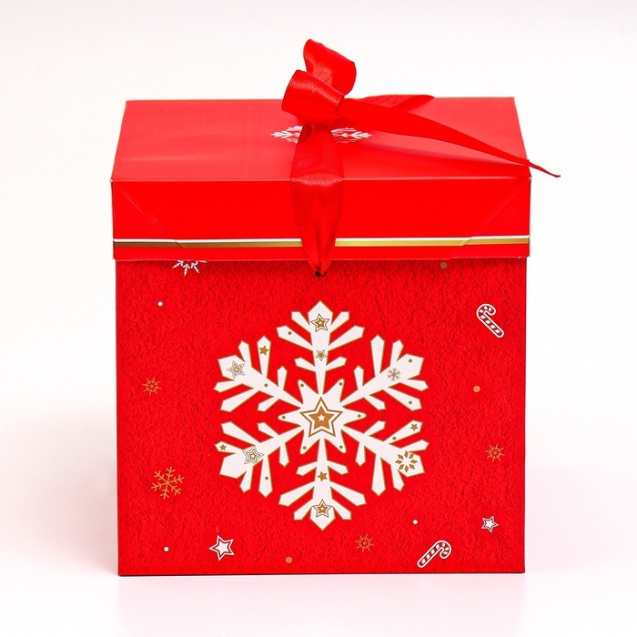 Новый год. Коробка подарочная новогодняя складная Новый год. Коробка подарочная новогодняя складная "Снежинка" 15х15х15 см.
