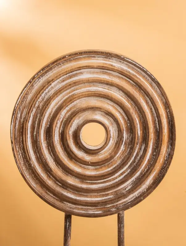 Сувенир на подставке «Кольцо», 23×8.5×36 см, дерево Сувенир на подставке «Кольцо», 23×8.5×36 см, дерево