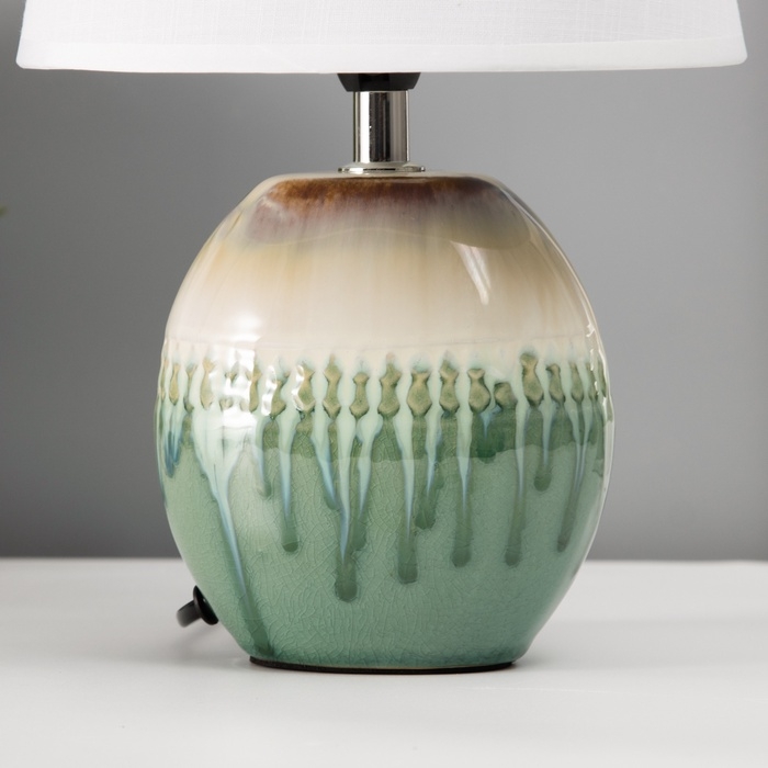 Настольная лампа с абажуром RISALUX «Эвита», Е14, 40 Вт, 20×15×30 см Настольная лампа с абажуром RISALUX «Эвита», Е14, 40 Вт, 20×15×30 см