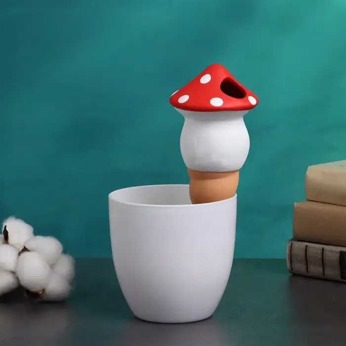 Автополив для комнатных растений &laquo;Грибочек&raquo;, 16.5&times;7 см, керамика, набор 4 шт., МИКС