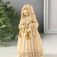 Фигурка гипс &laquo;Берегиня Судебница&raquo;, 13.5&times;7&times;6 см, слоновая кость