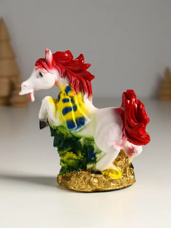 Копилка Копилка "Лошадь с ёлкой" 13х13х6,5 см, белый